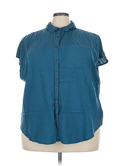 Pre-owned Torrid Short Sleeve Button Down Shirt In Blue
