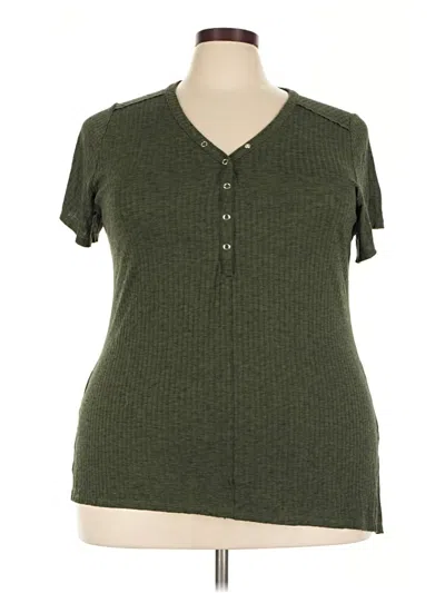 Pre-owned Torrid Short Sleeve Henley Shirt In Green