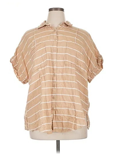 Pre-owned Torrid Short Sleeve Polo Shirt In Tan