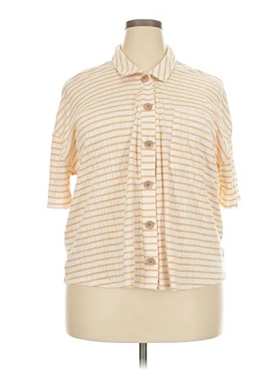 Pre-owned Torrid Short Sleeve Polo Shirt In White