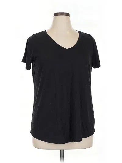 Pre-owned Torrid Short Sleeve T-shirt In Black