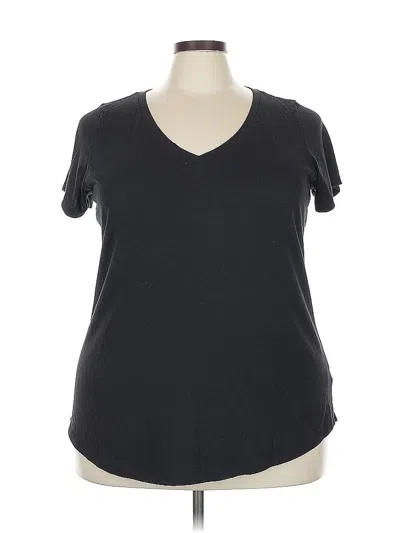 Pre-owned Torrid Short Sleeve T-shirt In Black
