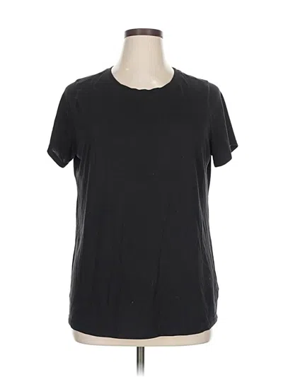 Pre-owned Torrid Short Sleeve T-shirt In Black