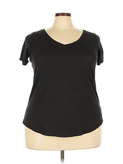 Pre-owned Torrid Short Sleeve T-shirt In Black