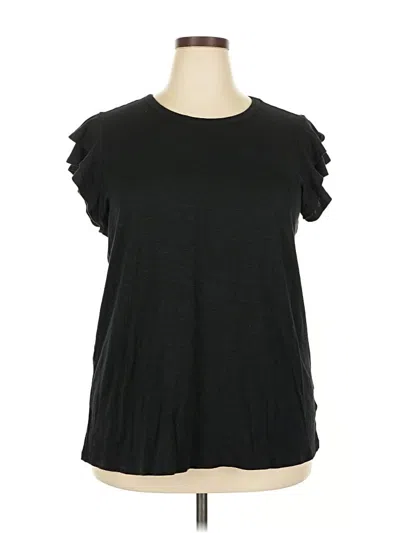 Pre-owned Torrid Short Sleeve T-shirt In Black