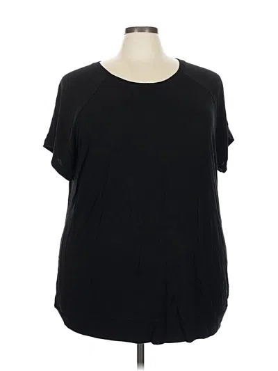 Pre-owned Torrid Short Sleeve T-shirt In Black