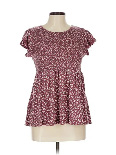 Pre-owned Torrid Short Sleeve T-shirt In Burgundy