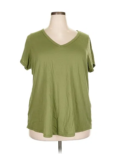 Pre-owned Torrid Short Sleeve T-shirt In Green