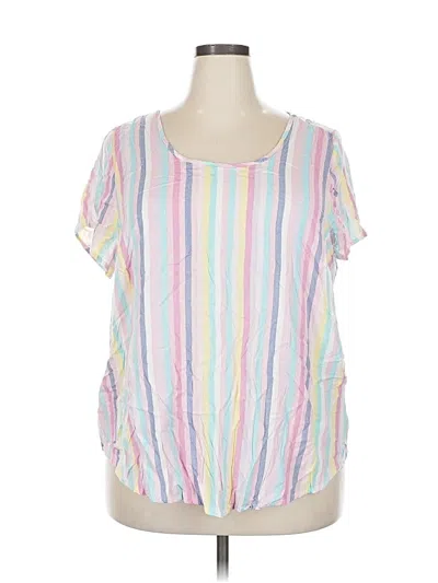 Pre-owned Torrid Short Sleeve T-shirt In Pink