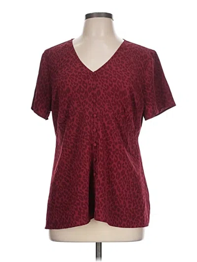 Pre-owned Torrid Short Sleeve Top Burgundy V-neck Tops