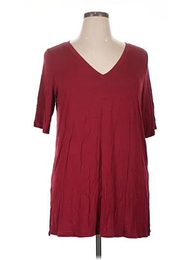 Pre-owned Torrid Short Sleeve Top Burgundy V-neck Tops