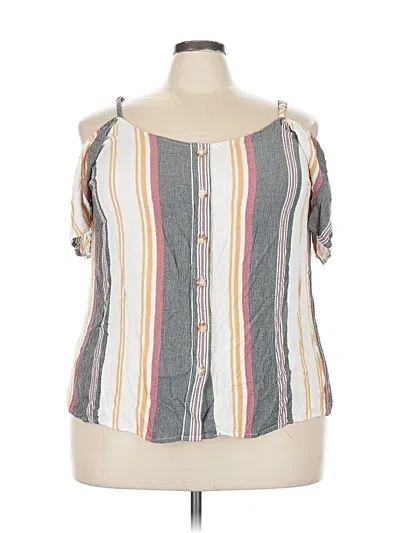 Pre-owned Torrid Short Sleeve Top Gray Cold Shoulder Neckline Tops