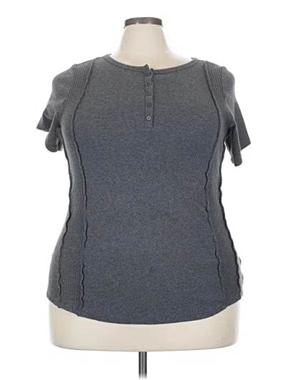 Pre-owned Torrid Short Sleeve Top Gray Keyhole Neckline Tops