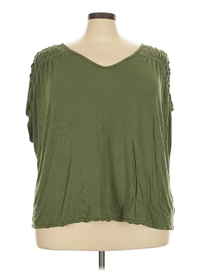 Pre-owned Torrid Short Sleeve Top Green Scoop Neck Tops