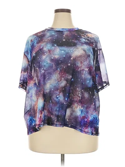 Pre-owned Torrid Short Sleeve Top Purple Stars Pattern Keyhole Neckline Tops