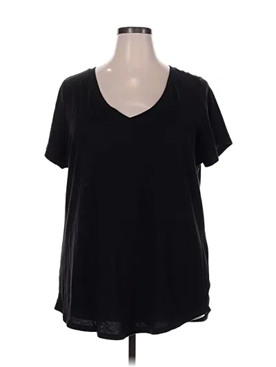 Pre-owned Torrid Short Sleeve T-shirt In Black