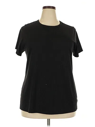 Pre-owned Torrid Short Sleeve T-shirt In Black