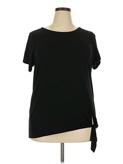 Pre-owned Torrid Short Sleeve T-shirt In Black