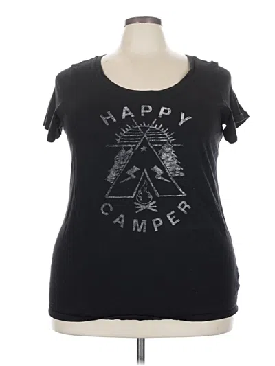 Pre-owned Torrid Short Sleeve T-shirt In Black