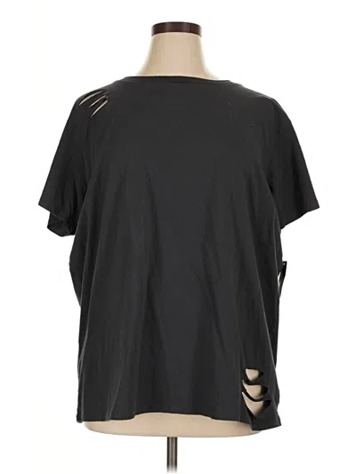 Pre-owned Torrid Short Sleeve T-shirt In Black