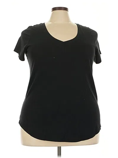 Pre-owned Torrid Short Sleeve T-shirt In Black
