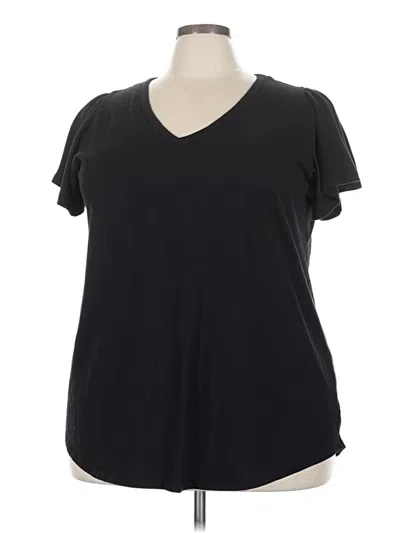 Pre-owned Torrid Short Sleeve T-shirt In Black