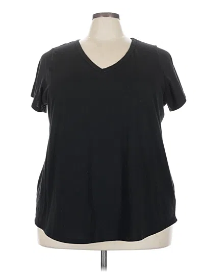 Pre-owned Torrid Short Sleeve T-shirt In Black