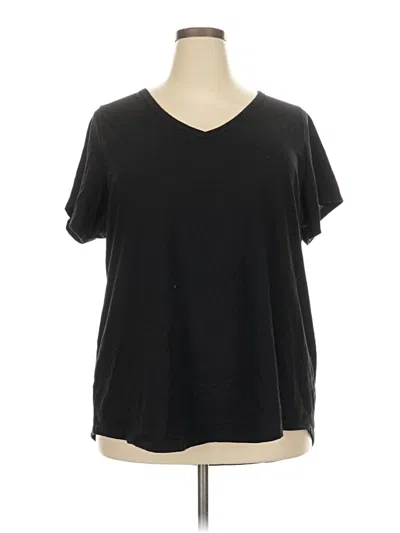 Pre-owned Torrid Short Sleeve T-shirt In Black