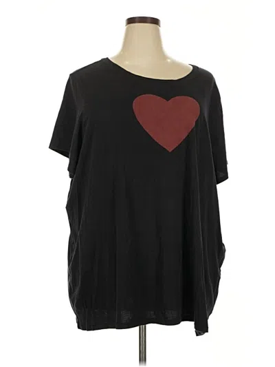 Pre-owned Torrid Short Sleeve T-shirt In Black