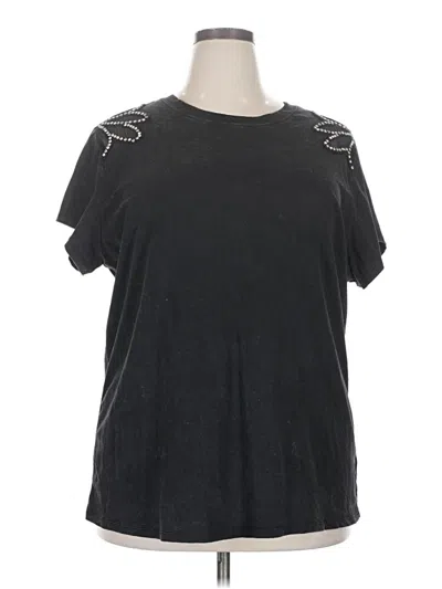 Pre-owned Torrid Short Sleeve T-shirt In Black