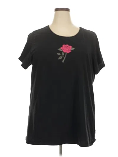 Pre-owned Torrid Short Sleeve T-shirt In Black