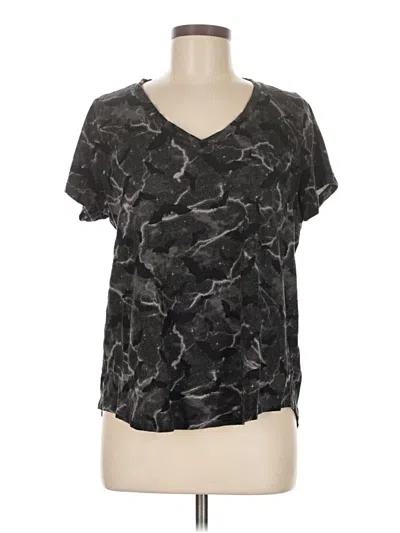 Pre-owned Torrid Short Sleeve T-shirt In Black
