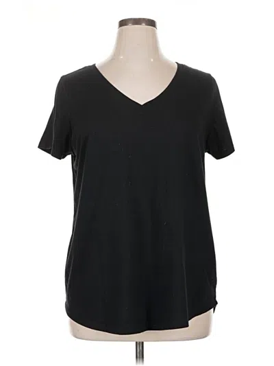 Pre-owned Torrid Short Sleeve T-shirt In Black