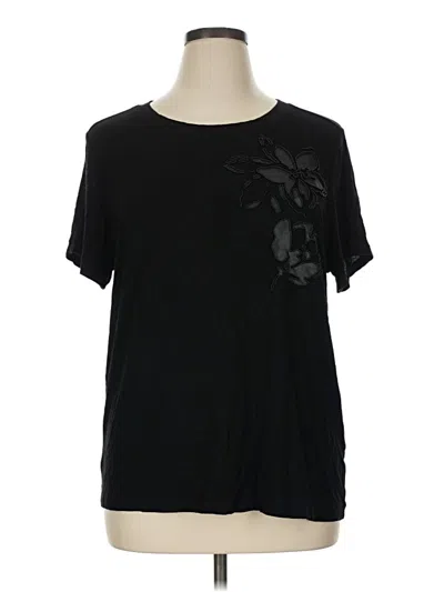 Pre-owned Torrid Short Sleeve T-shirt In Black