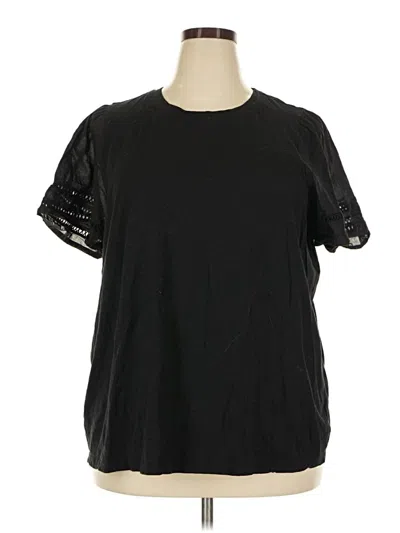 Pre-owned Torrid Short Sleeve T-shirt In Black