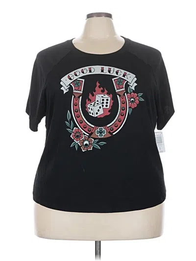 Pre-owned Torrid Short Sleeve T-shirt In Black