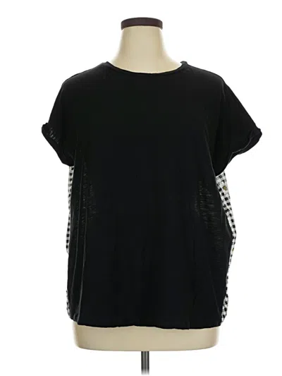 Pre-owned Torrid Short Sleeve T-shirt In Black