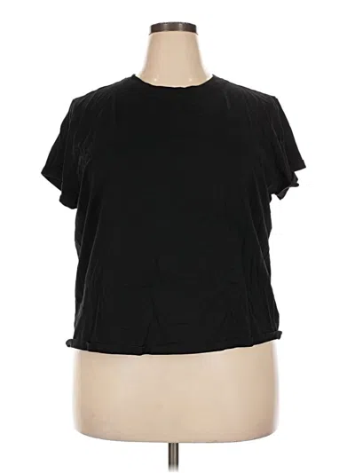 Pre-owned Torrid Short Sleeve T-shirt In Black
