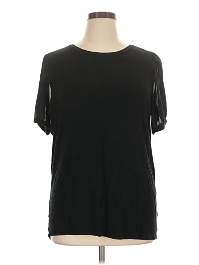 Pre-owned Torrid Short Sleeve T-shirt In Black
