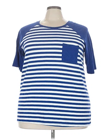 Pre-owned Torrid Short Sleeve T-shirt In Blue