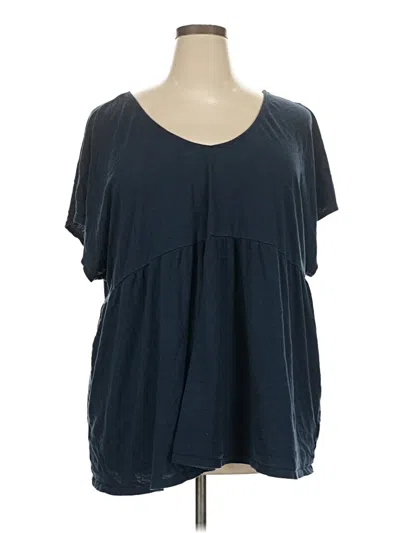 Pre-owned Torrid Short Sleeve T-shirt In Blue