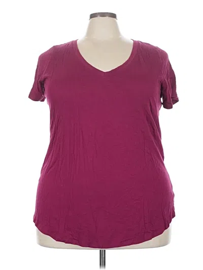 Pre-owned Torrid Short Sleeve T-shirt In Burgundy