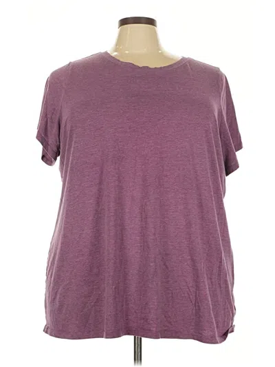 Pre-owned Torrid Short Sleeve T-shirt In Burgundy