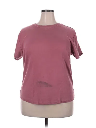 Pre-owned Torrid Short Sleeve T-shirt In Burgundy