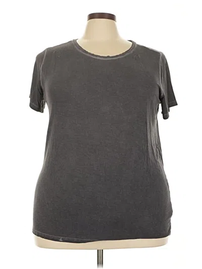 Pre-owned Torrid Short Sleeve T-shirt In Gray
