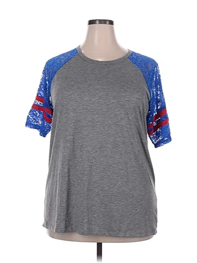 Pre-owned Torrid Short Sleeve T-shirt In Gray