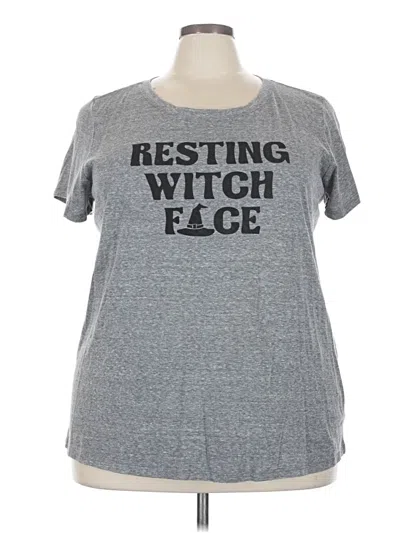 Pre-owned Torrid Short Sleeve T-shirt In Gray