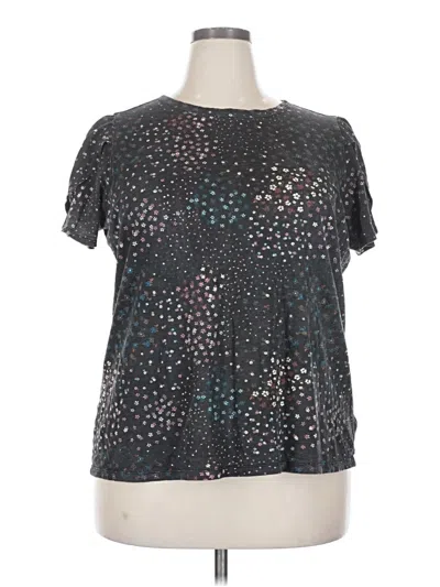 Pre-owned Torrid Short Sleeve T-shirt In Gray