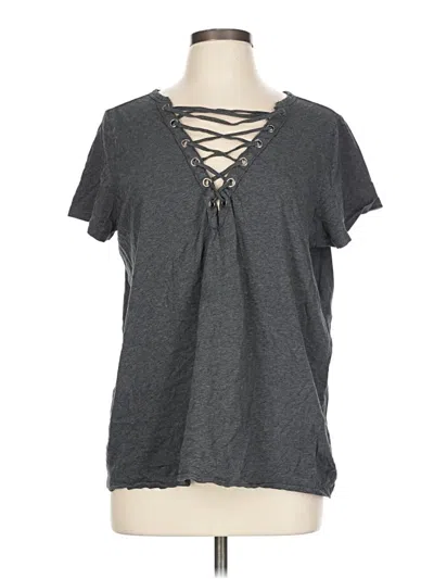 Pre-owned Torrid Short Sleeve T-shirt In Gray