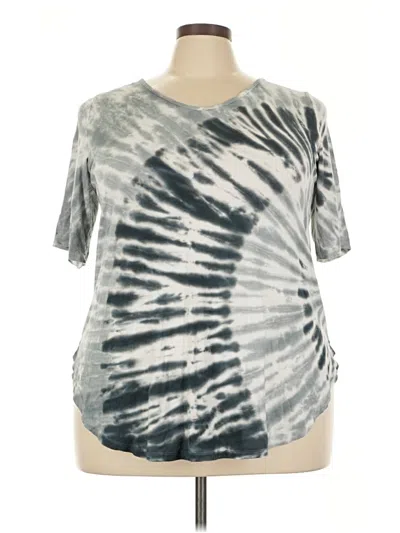Pre-owned Torrid Short Sleeve T-shirt In Gray